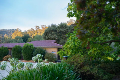 Allamar Motel - Melbourne Tourism 41