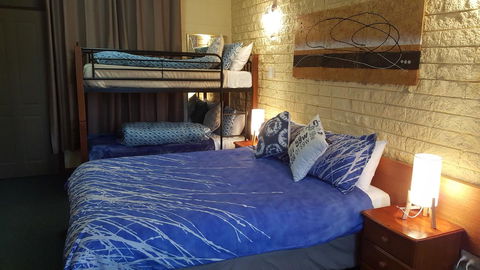 Allamar Motel - Melbourne Tourism 25