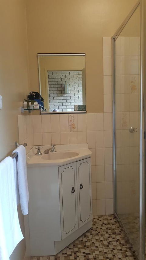 Allamar Motel - Melbourne Tourism 34