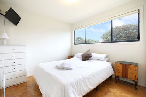 Via Nuova - Melbourne Tourism 22