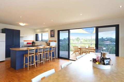 Via Nuova - Melbourne Tourism 3