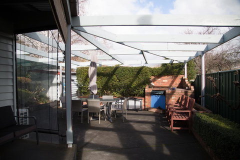 Airleigh-Rose Cottage - Melbourne Tourism 11