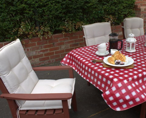Airleigh-Rose Cottage - Melbourne Tourism 34