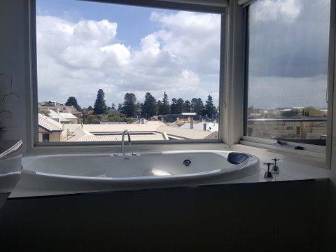 104 On Merri Apartments - Melbourne Tourism 22