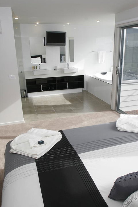 104 On Merri Apartments - Melbourne Tourism 5