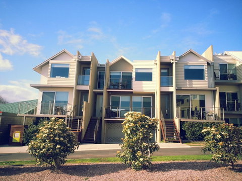 104 On Merri Apartments - Melbourne Tourism 11