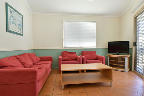 BIG4 Breeze Holiday Parks - Rainbow Beach - Melbourne Tourism 1
