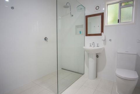 Debbie\'s Place - Melbourne Tourism 16