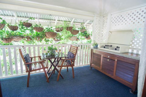 Debbie\'s Place - Melbourne Tourism 33