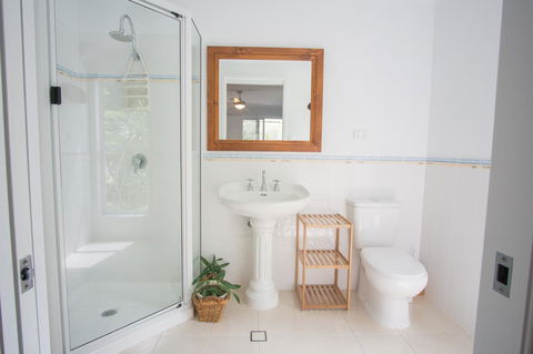 Debbie\'s Place - Melbourne Tourism 10