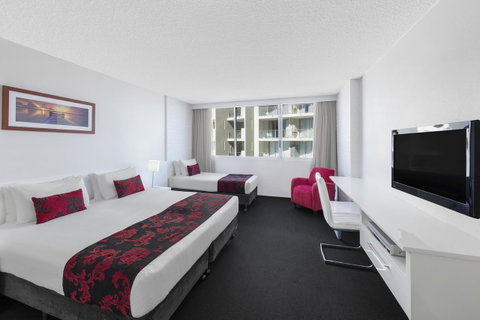 Ramada By Wyndham Marcoola Beach - Melbourne Tourism 12