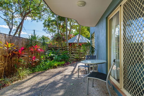 Rainbow Getaway Holiday Apartments - Melbourne Tourism 7