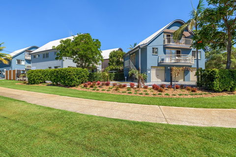 Rainbow Getaway Holiday Apartments - Melbourne Tourism 22