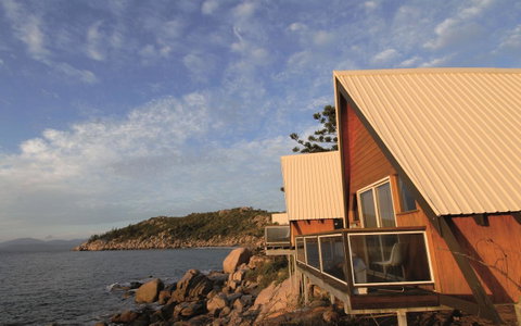 Nomads Magnetic Island - Melbourne Tourism 0