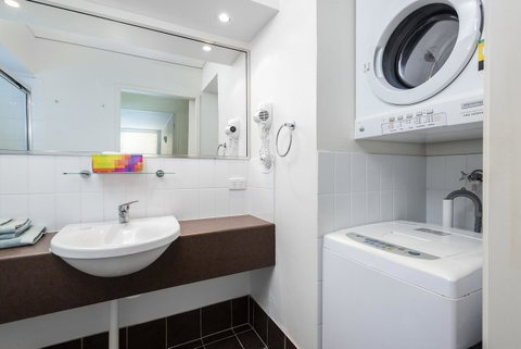 Coloured Sands - Rainbow Beach Resort - 5 Mins To Beach - Melbourne Tourism 10