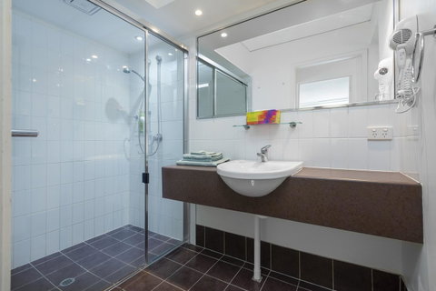 Coloured Sands - Rainbow Beach Resort - 5 Mins To Beach - Melbourne Tourism 9