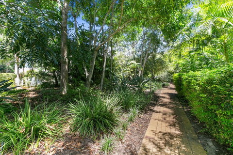 Coloured Sands - Rainbow Beach Resort - 5 Mins To Beach - Melbourne Tourism 23