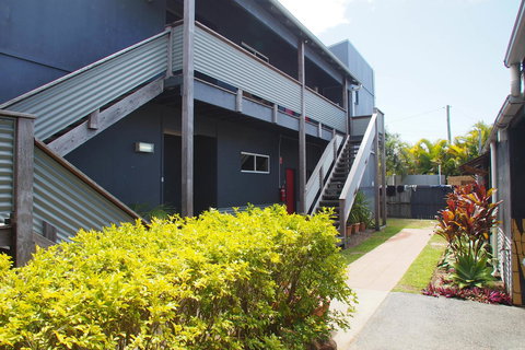 Backpackers At 1770 - Melbourne Tourism 18