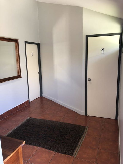 Backpackers At 1770 - Melbourne Tourism 10