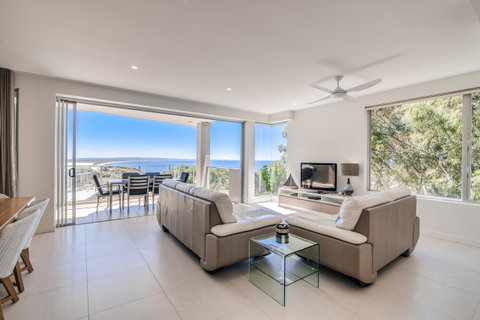 Rainbow Ocean Palms Resort - Melbourne Tourism 22