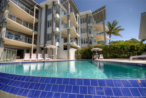 Rainbow Ocean Palms Resort - Melbourne Tourism 18