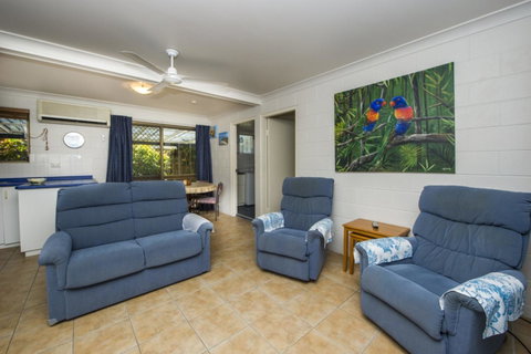 Magnetic North Apartment 1 - Melbourne Tourism 4