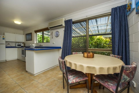Magnetic North Apartment 1 - Melbourne Tourism 5