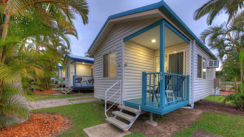 Alex Beach Cabins And Tourist Park - Melbourne Tourism 35
