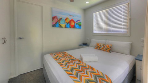 Alex Beach Cabins And Tourist Park - Melbourne Tourism 27