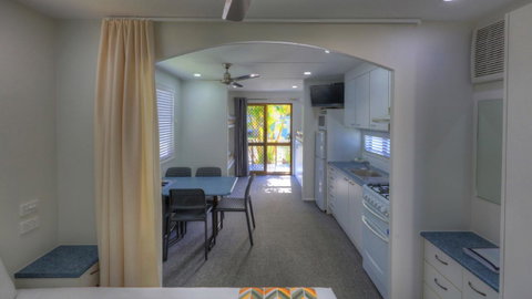 Alex Beach Cabins And Tourist Park - Melbourne Tourism 24