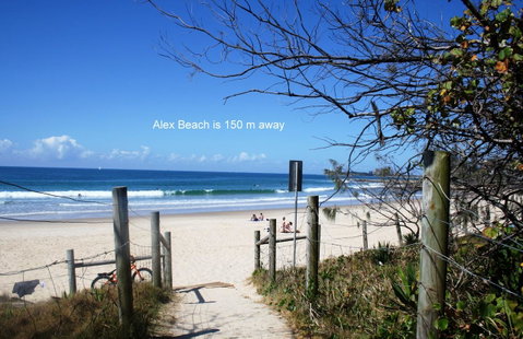 Alex Beach Cabins And Tourist Park - Melbourne Tourism 16