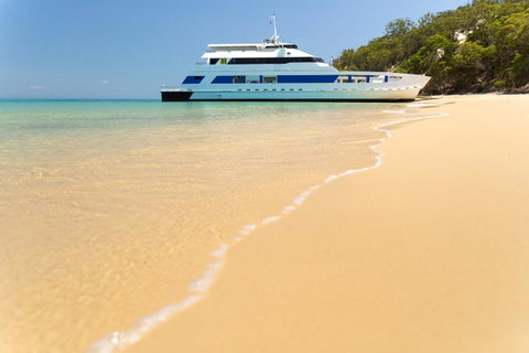 Castaways Moreton Island - Melbourne Tourism 3