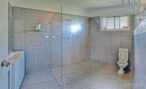 KiteSurf 1770 Beach House - Melbourne Tourism 3