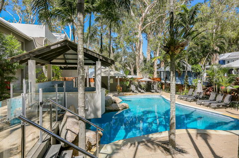 Paradise On The Beach Resort - Melbourne Tourism 3