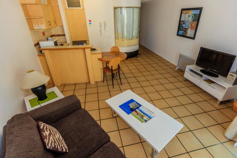 Grand Palais Boolarong Beachside Apartments - Melbourne Tourism 11