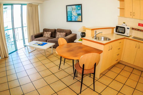 Grand Palais Boolarong Beachside Apartments - Melbourne Tourism 17