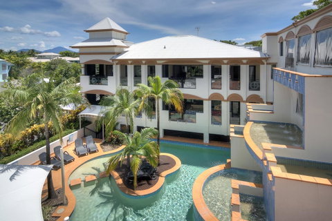 Regal Port Douglas - Melbourne Tourism 0