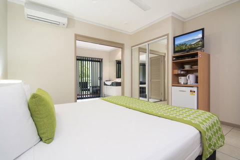 Regal Port Douglas - Melbourne Tourism 3