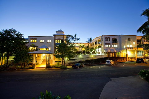 Regal Port Douglas - Melbourne Tourism 1