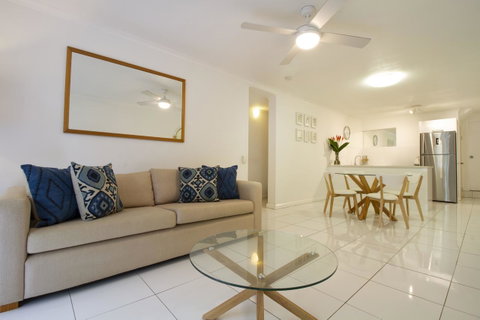 The White House Port Douglas - Melbourne Tourism 2