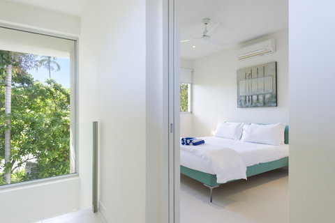 Pool Resort Port Douglas - Melbourne Tourism 24