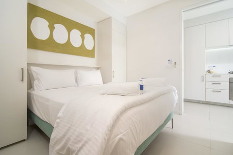 Pool Resort Port Douglas - Melbourne Tourism 34