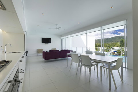 Pool Resort Port Douglas - Melbourne Tourism 20