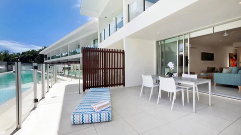 Pool Resort Port Douglas - Melbourne Tourism 10