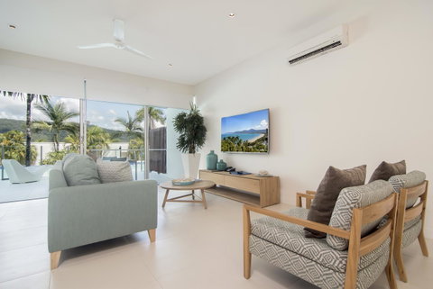 Pool Resort Port Douglas - Melbourne Tourism 30