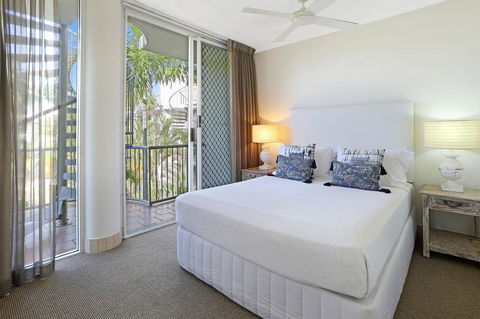 Noosa Tropicana - Melbourne Tourism 44
