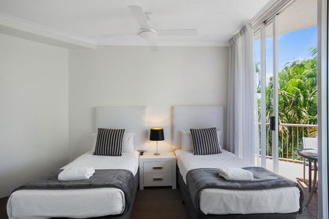 Noosa Tropicana - Melbourne Tourism 32