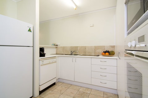 The Port Douglas Queenslander - Melbourne Tourism 1