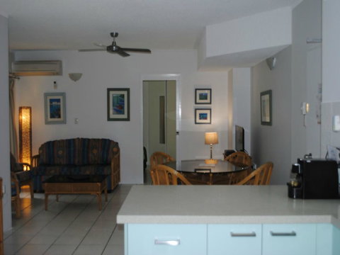 The Port Douglas Queenslander - Melbourne Tourism 16