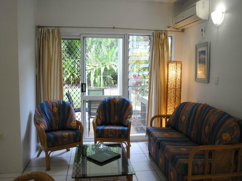 The Port Douglas Queenslander - Melbourne Tourism 19